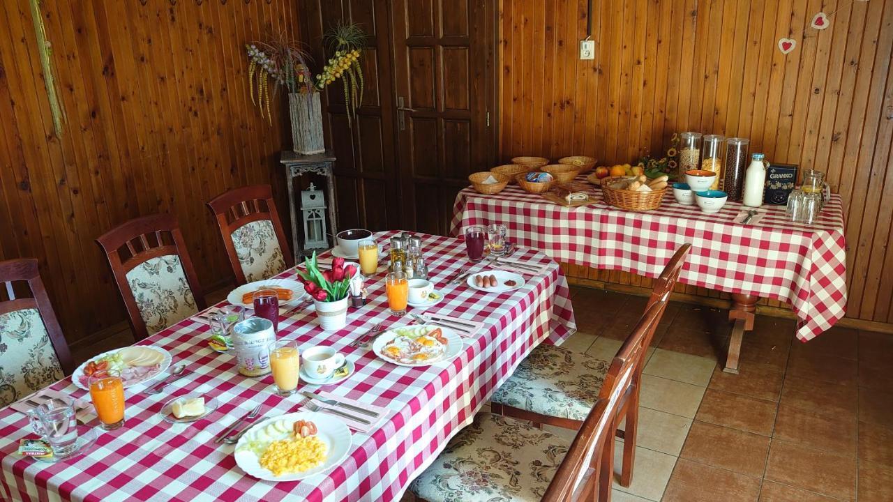 Spissky Stvrtok Penzion & Bar Natali מראה חיצוני תמונה